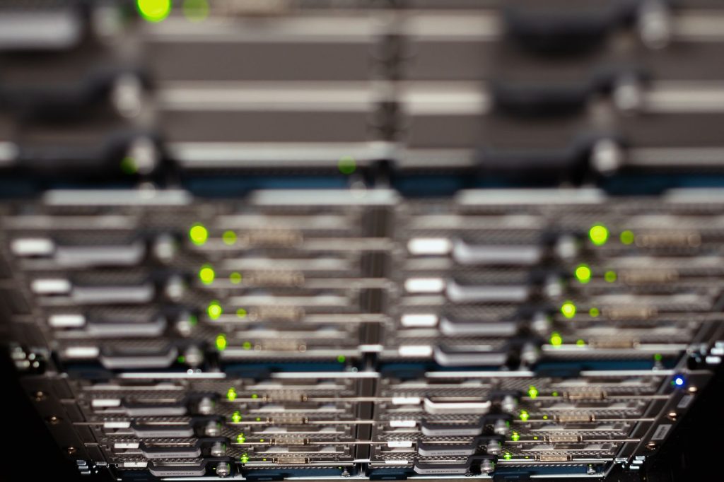 Shared Hosting vs VPS Hosting: Which One Do You Need?