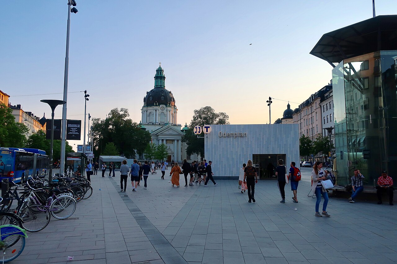 Odenplan med Gustaf Vasa kyrka i bakgrunden