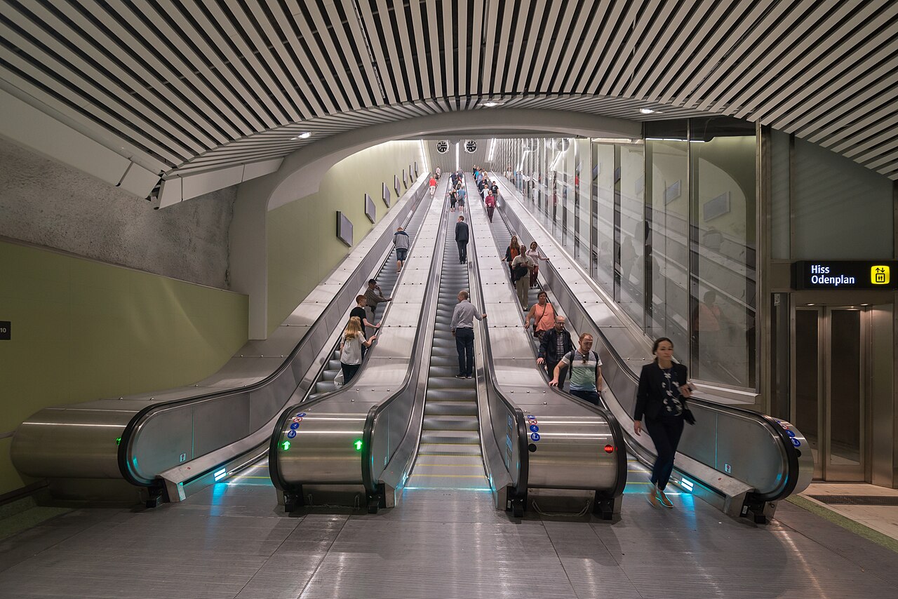 Pendeltågsstationen vid Odenplan