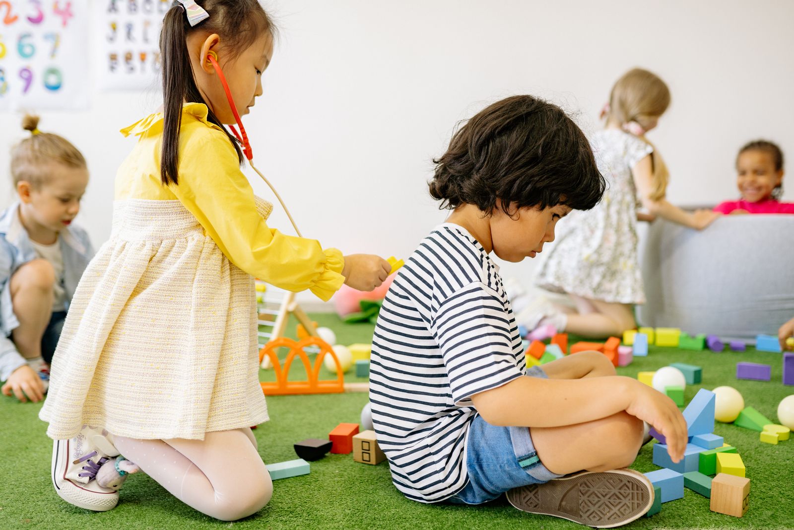 Children playing together at a Swedish preschool