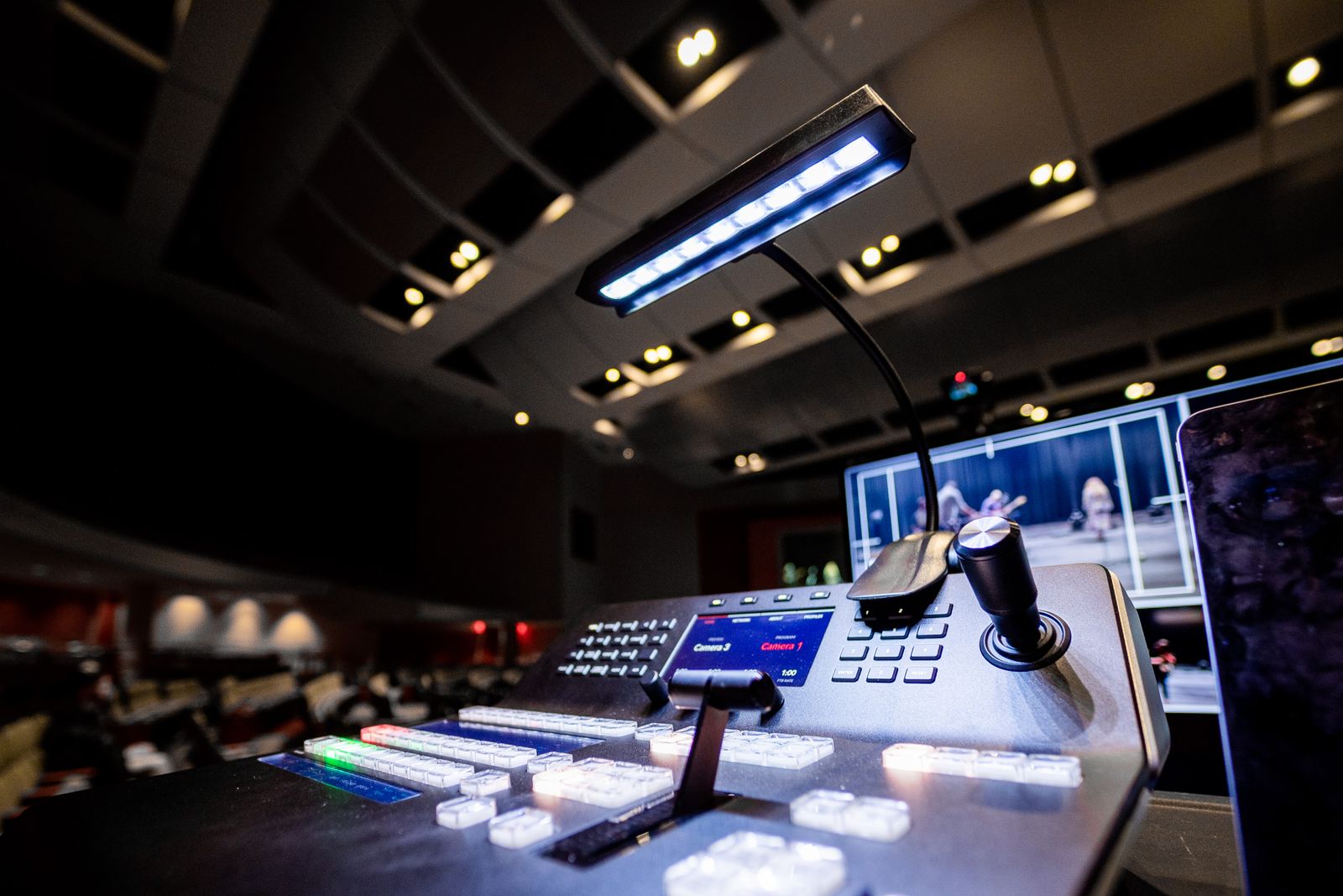Studio för livesändning med kameror och belysning