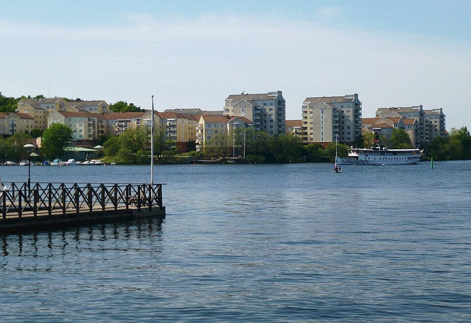 Bostader vid Ulvsundasjon