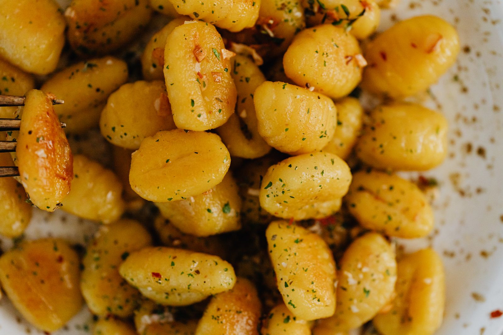 Vegansk gnocchi: krämiga potatisbollar utan ägg