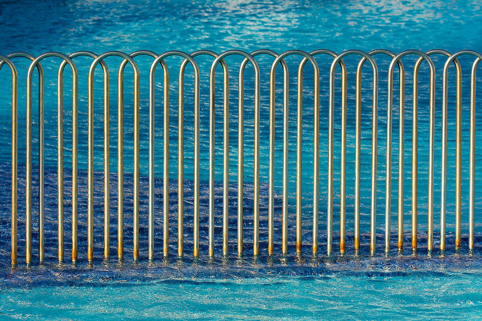 Staket runt en pool