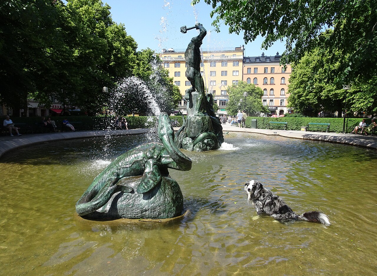 Bronsfontänen Tors fiske på Mariatorget