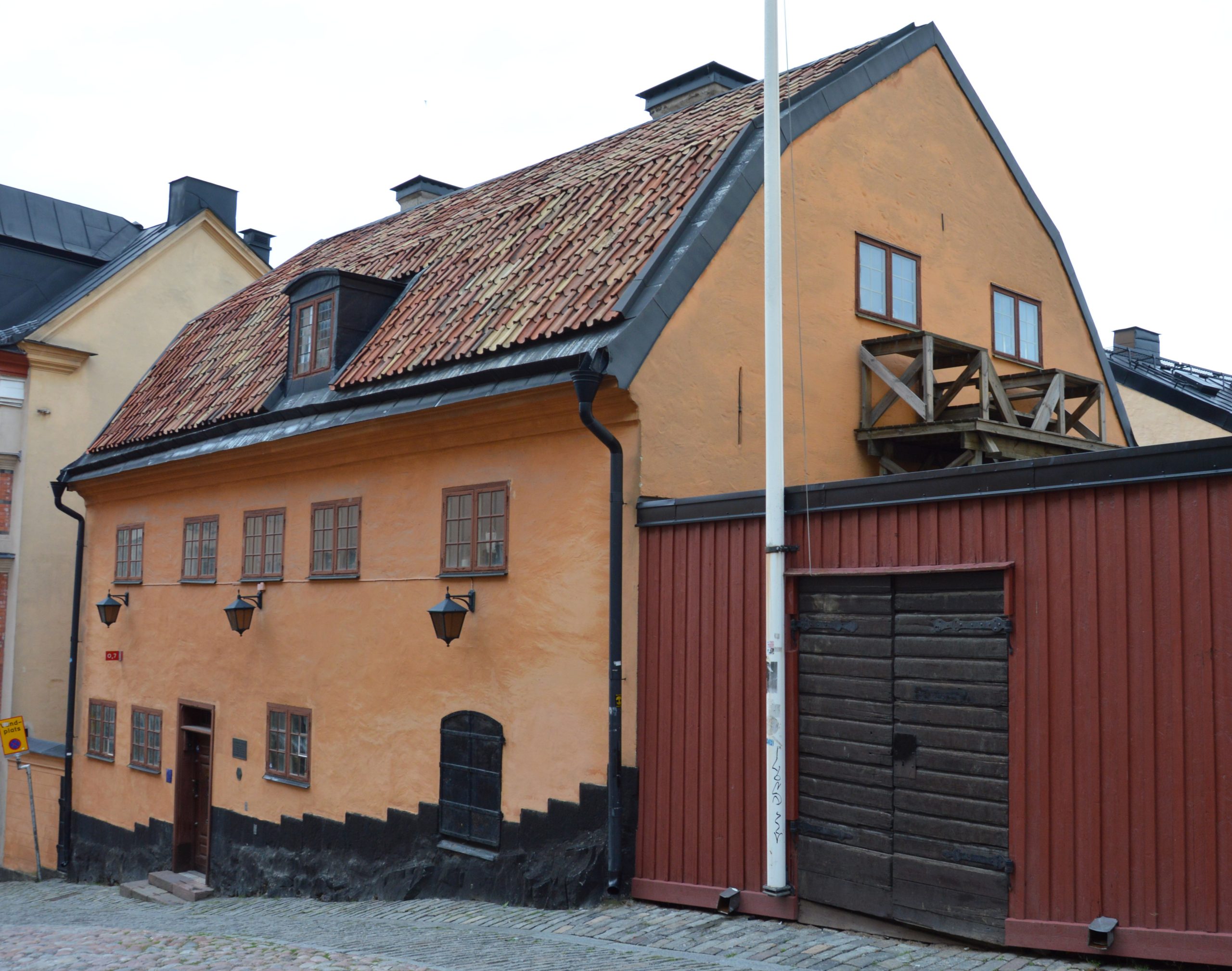Bellmanhuset, det gulputsade huset på Urvädersgränd 3 på Södermalm dit Bellman flyttade 1770