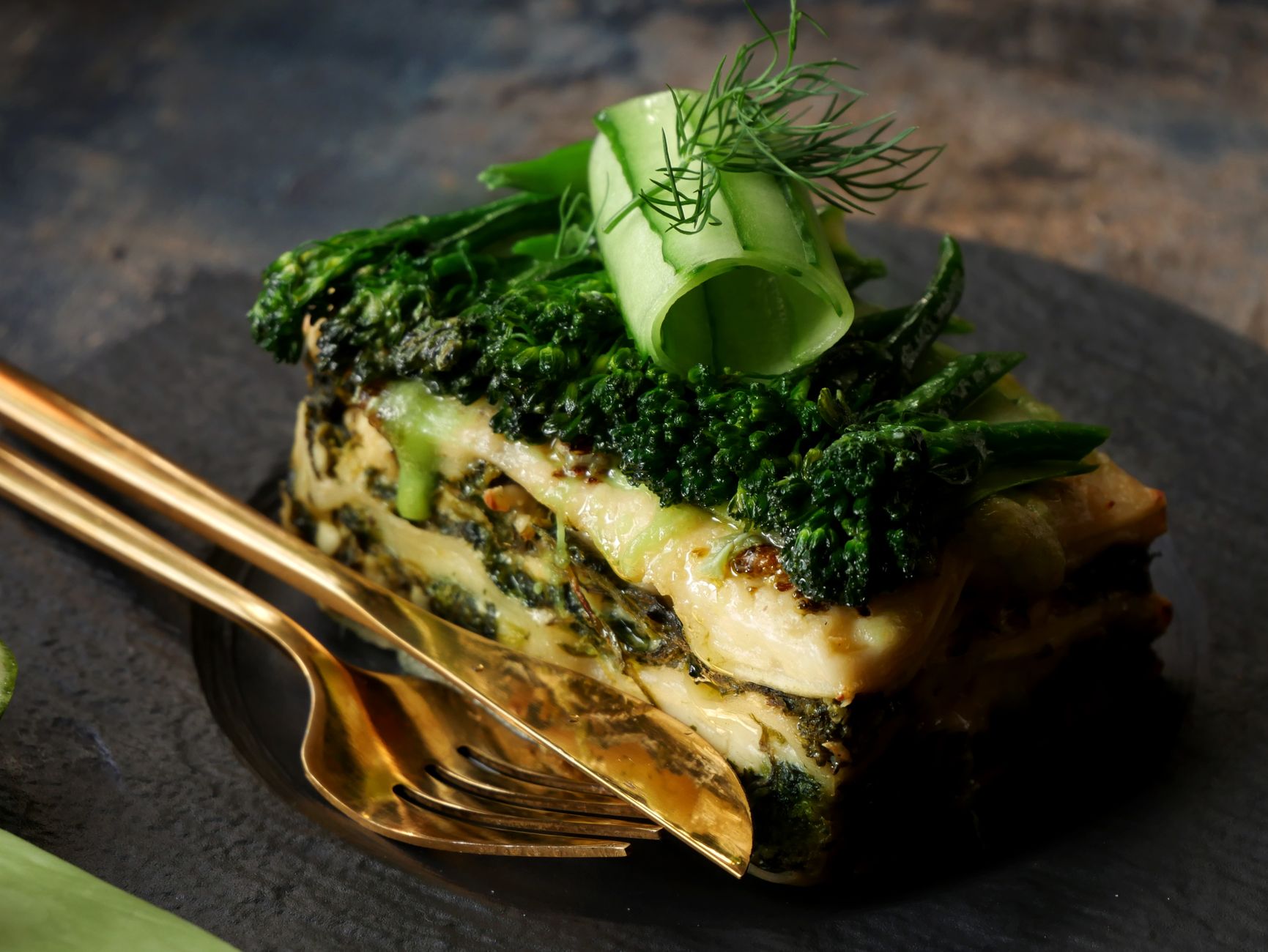 Vegansk lasagne: krämig lasagne med linsfärs och béchamel