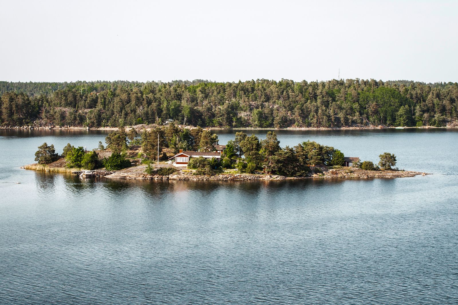A red cottage on an island in the Stockholm archipelago