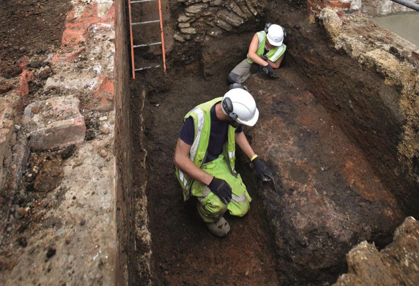 800-year-old-medieval-pottery-fragments-reveal-jewish-dietary-practices