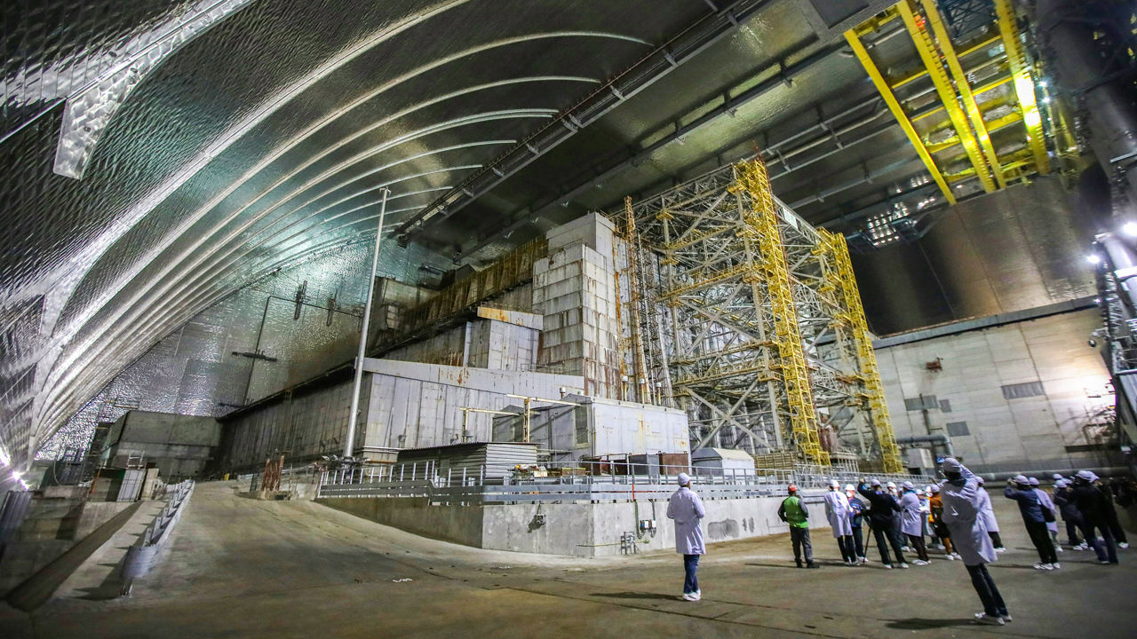 nuclear-reactions-are-smoldering-again-at-chernobyl