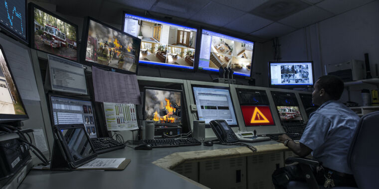 not-a-drill:-vmware-vuln-with-9.8-severity-rating-is-under-attack