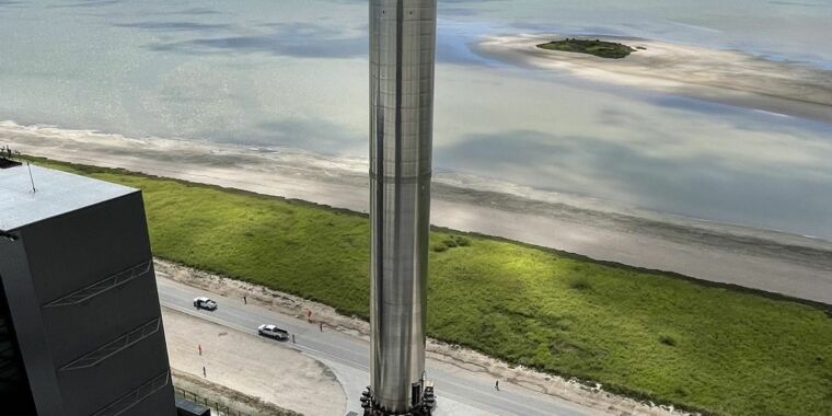 spacex-will-soon-fire-up-its-super-heavy-booster-for-the-first-time
