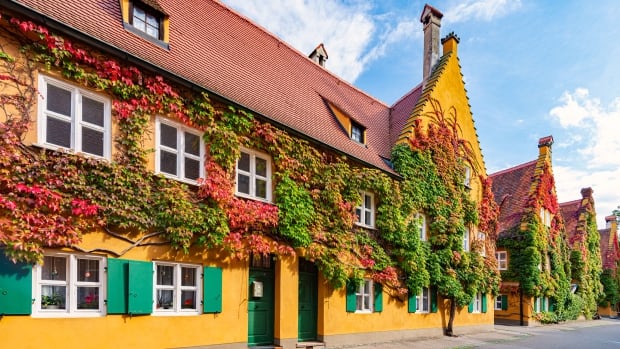 at-the-world’s-oldest-social-housing,-rent-hasn’t-changed-since-1521