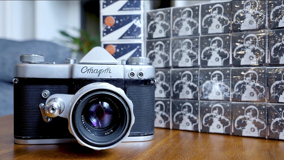 a-look-at-one-of-the-soviet-union’s-first-slr-cameras,-the-kmz-start