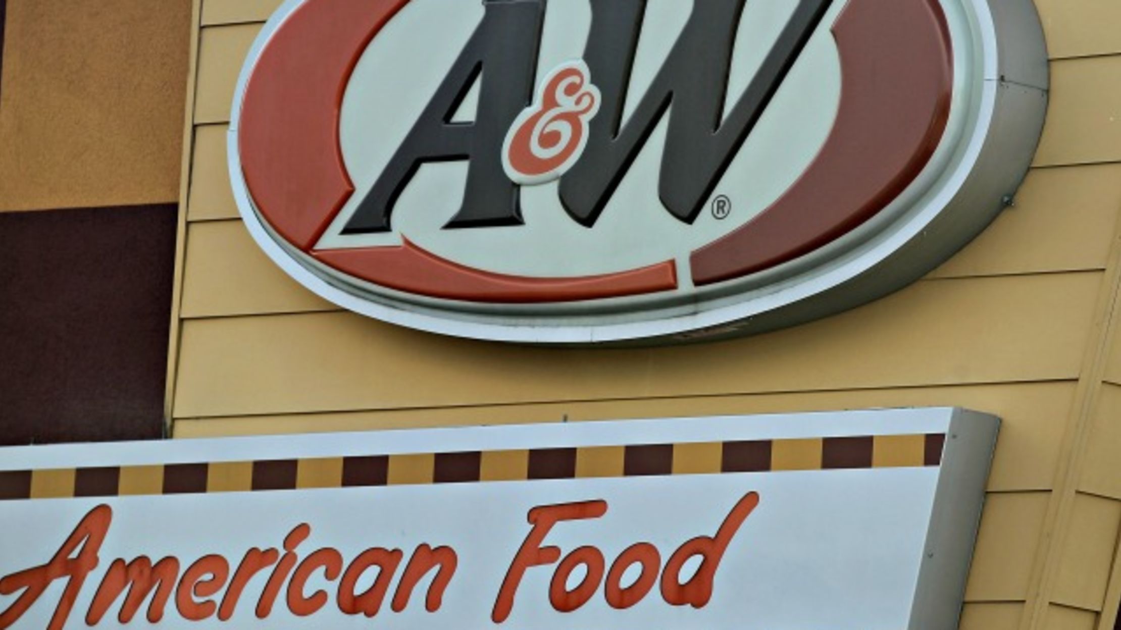 no-one-wanted-a&w’s-third-pound-burger-(2016)