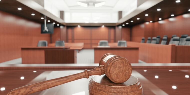 backpage-founders-get-mistrial-because-us-overplayed-child-sex-trafficking-claim