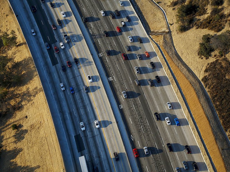 tesla-pushes-us.-to-boost-fuel-economy-penalties