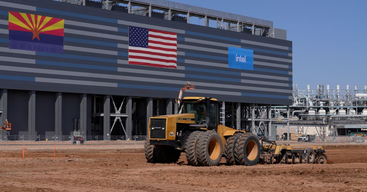 intel-breaks-ground-on-$20-bln-arizona-plants-as-us.-chip-factory-race-heats-up