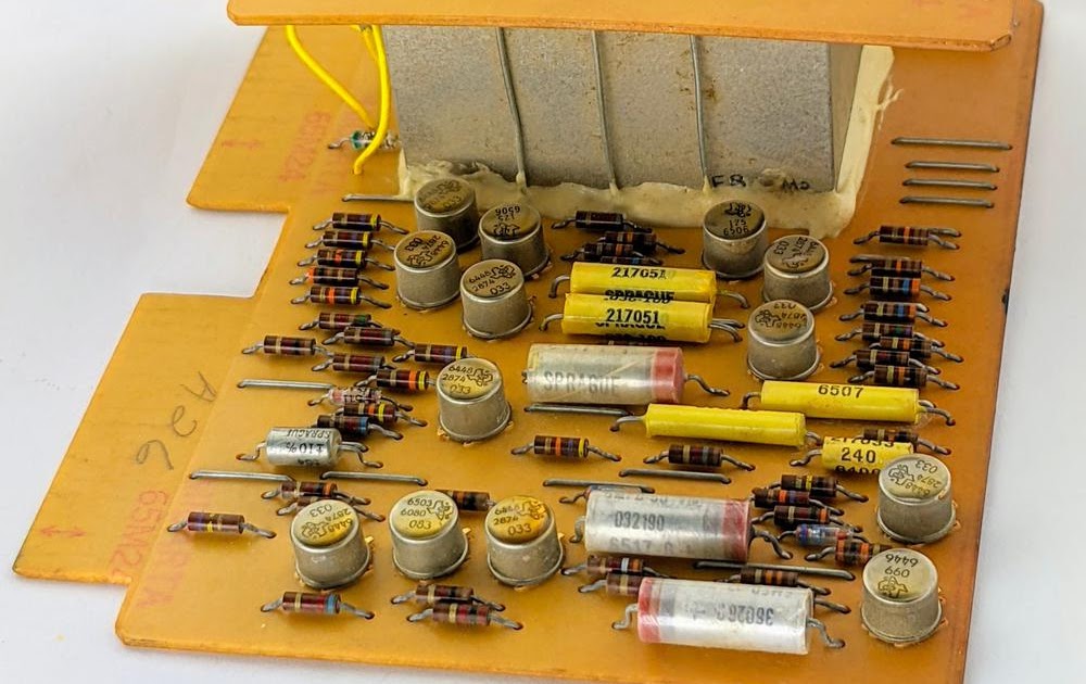 reverse-engineering-an-unusual-ibm-modem-board-from-1965