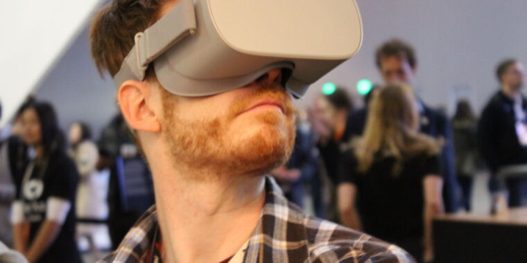 john-carmack-pushes-out-unlocked-os-for-defunct-oculus-go-headset
