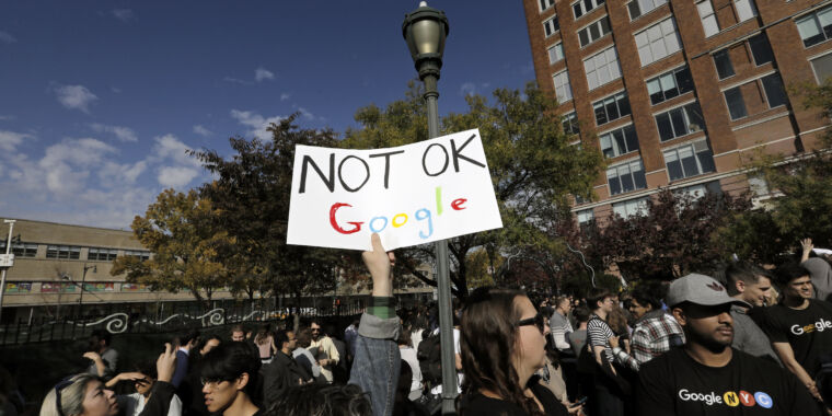 google-hired-union-busting-consultants-to-convince-employees-“unions-suck”