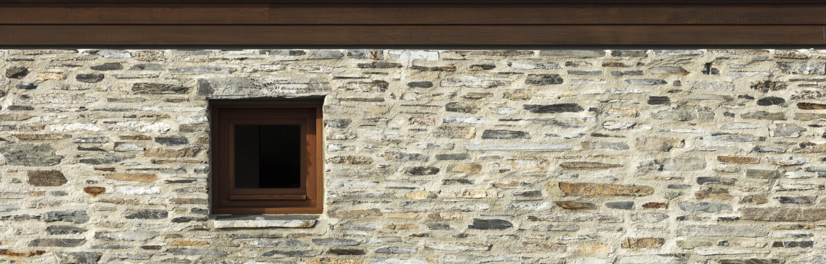how-to-build-homes-with-virtually-no-heating-(2020)
