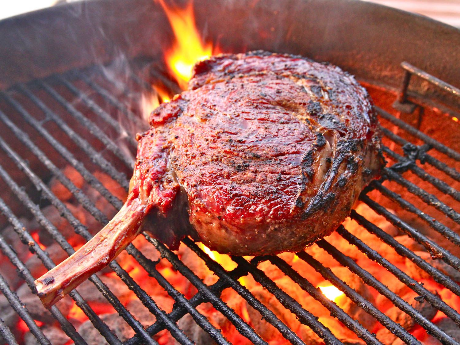 myths-about-cooking-steak-that-need-to-go-away-(2013)