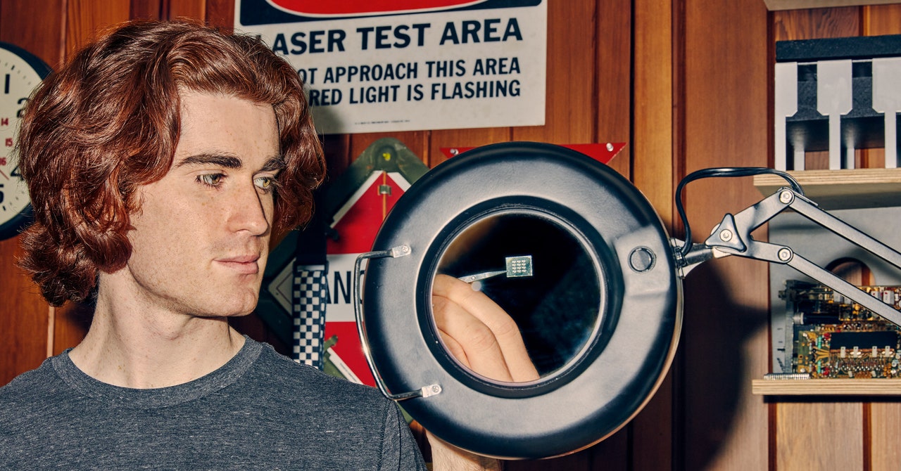 22-year-old-builds-chips-in-his-parents’-garage