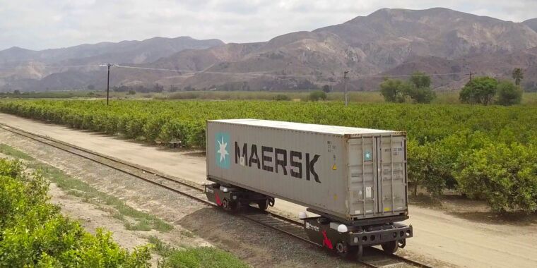 autonomous-battery-powered-rail-cars