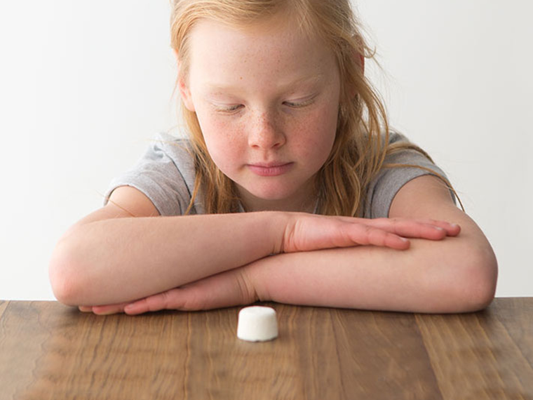 new-study-disavows-marshmallow-test’s-predictive-powers