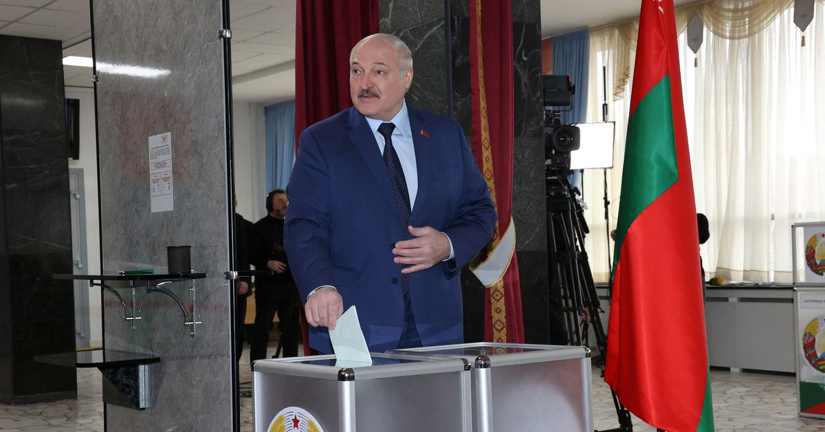 belarus-referendum-approves-proposal-to-renounce-non-nuclear-status