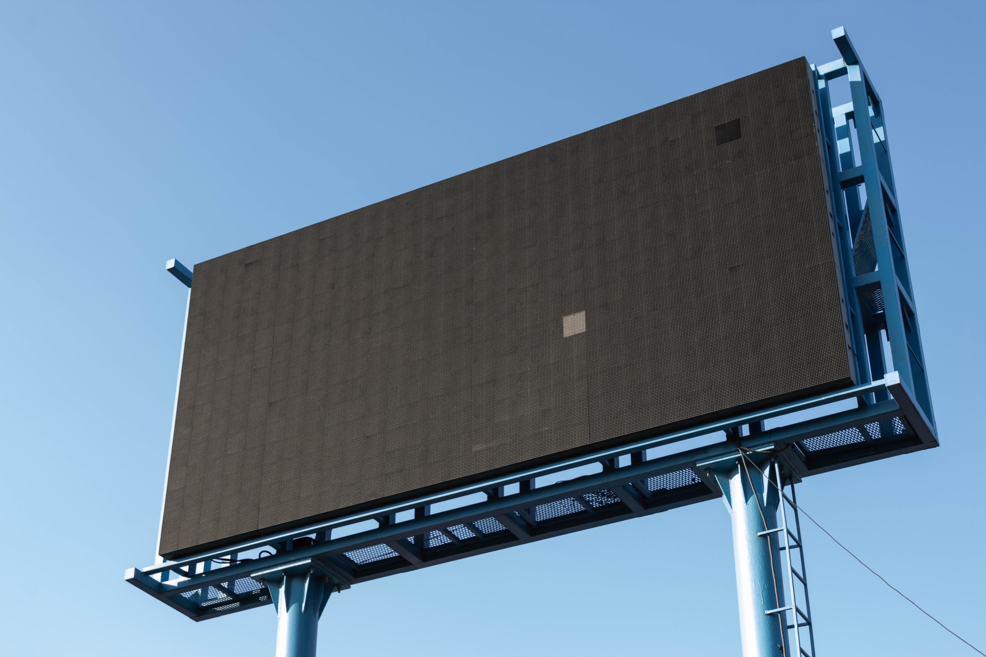i-stopped-advertising-everywhere-and-nothing-happened