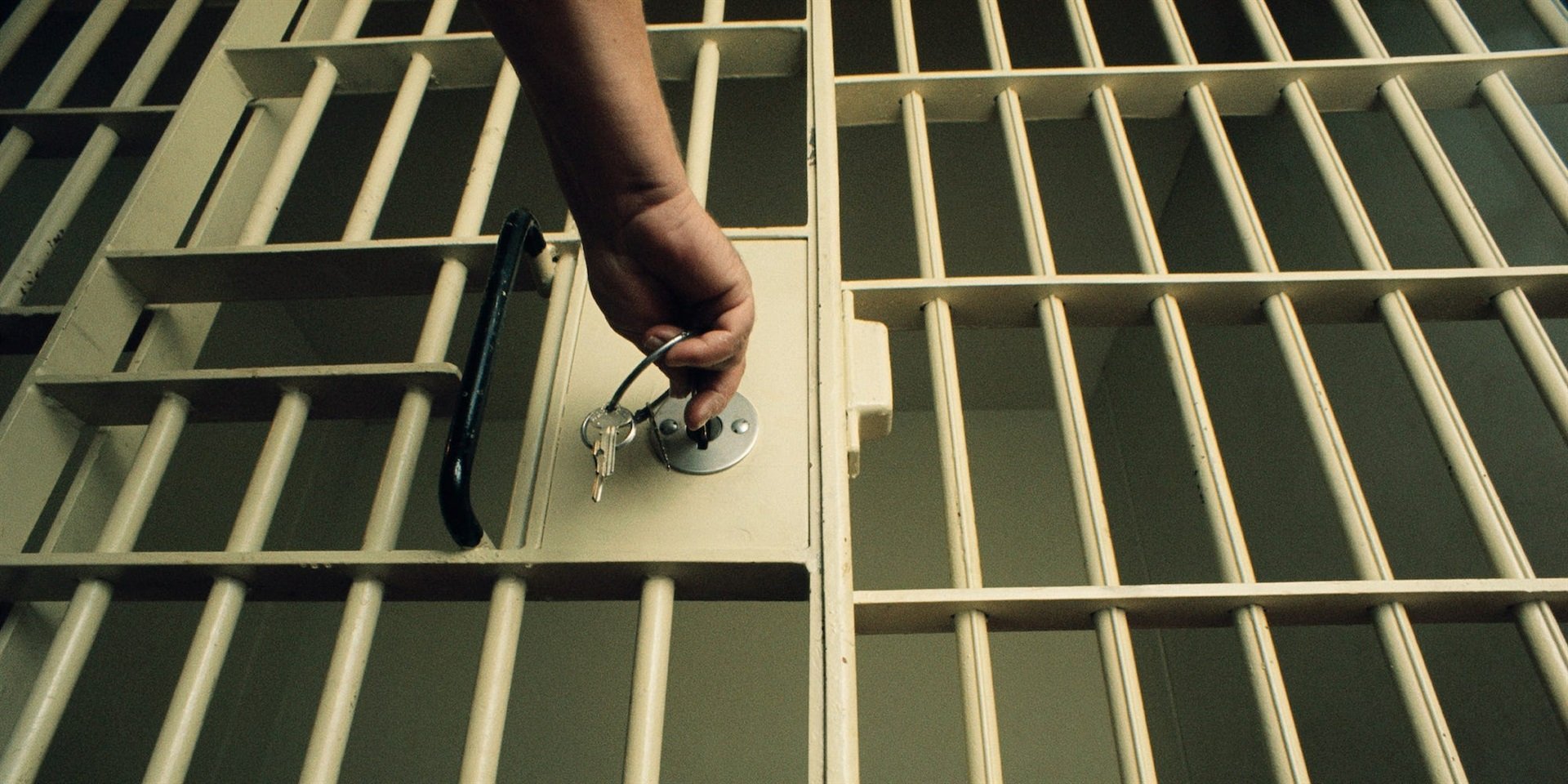 chinese-inmates-had-hearts-or-lungs-removed-during-executions,-study-says