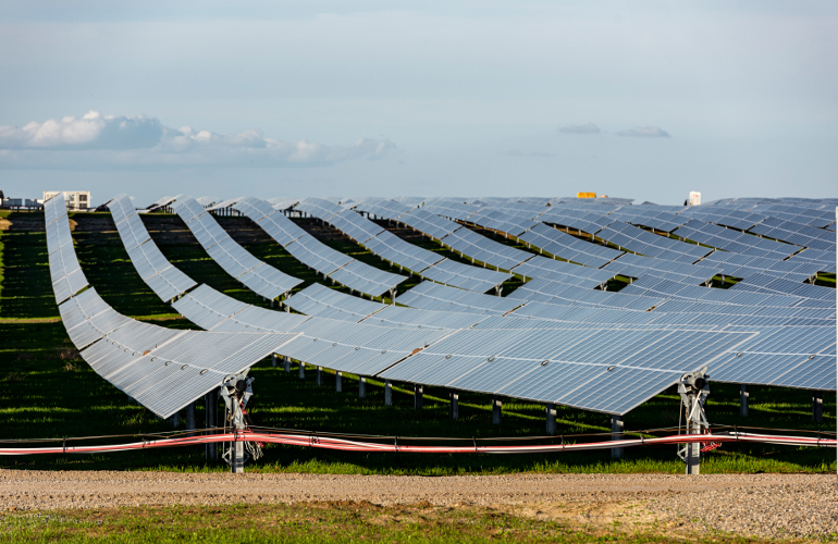 california-grid-set-record-of-97%-renewable-power-on-april-3