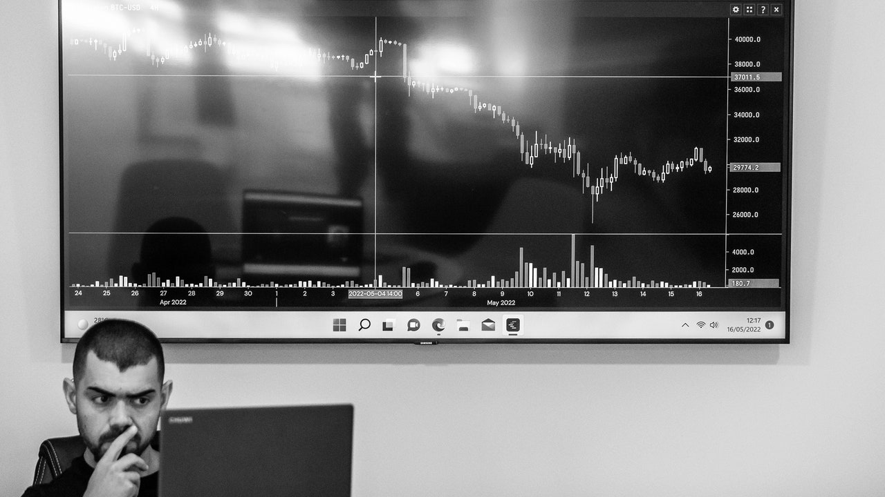 the-great-crypto-grift-may-be-unwinding