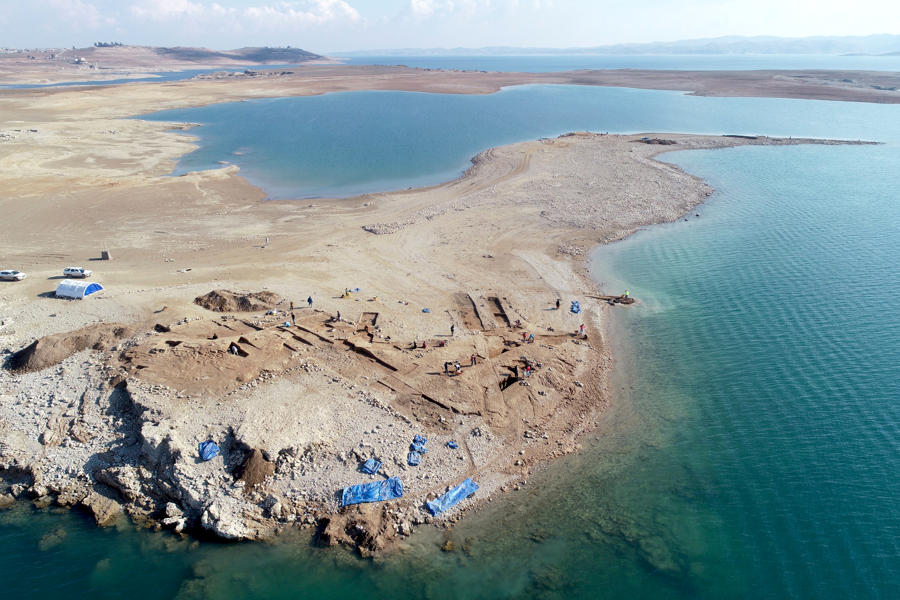 a-3400-year-old-city-emerges-from-the-tigris-river