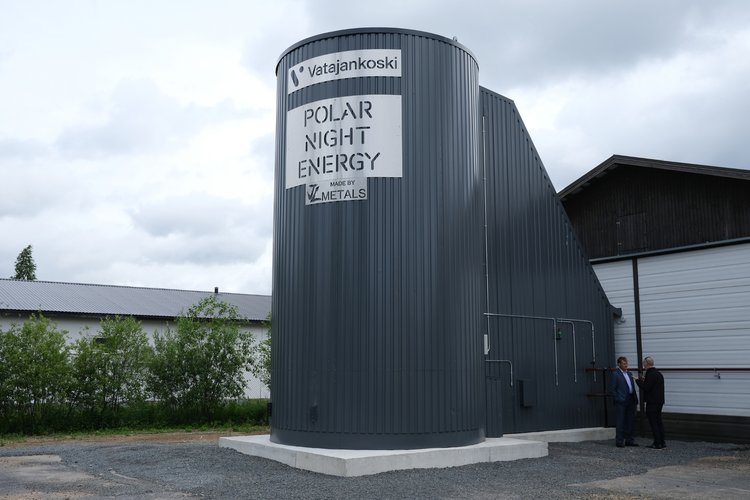 world’s-first-large-scale-‘sand-battery’-goes-online-in-finland