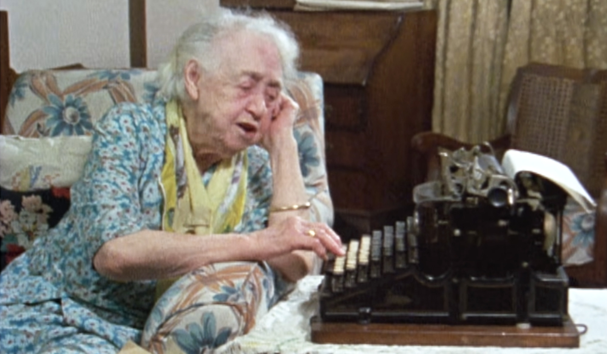 two-women-recall-coming-of-age-in-victorian-london-(1970)-[video]