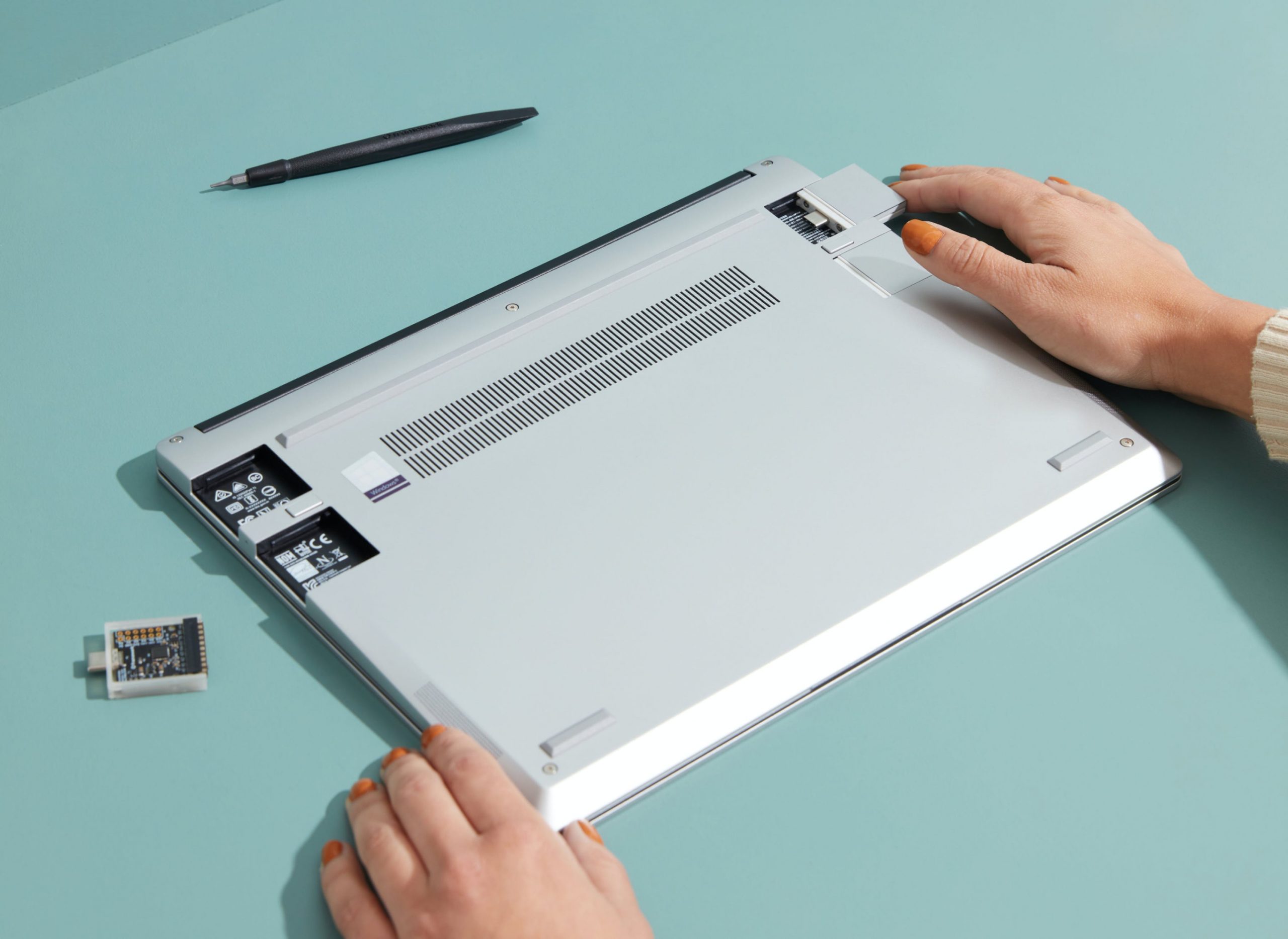 framework-laptops-are-now-thunderbolt-4-certified