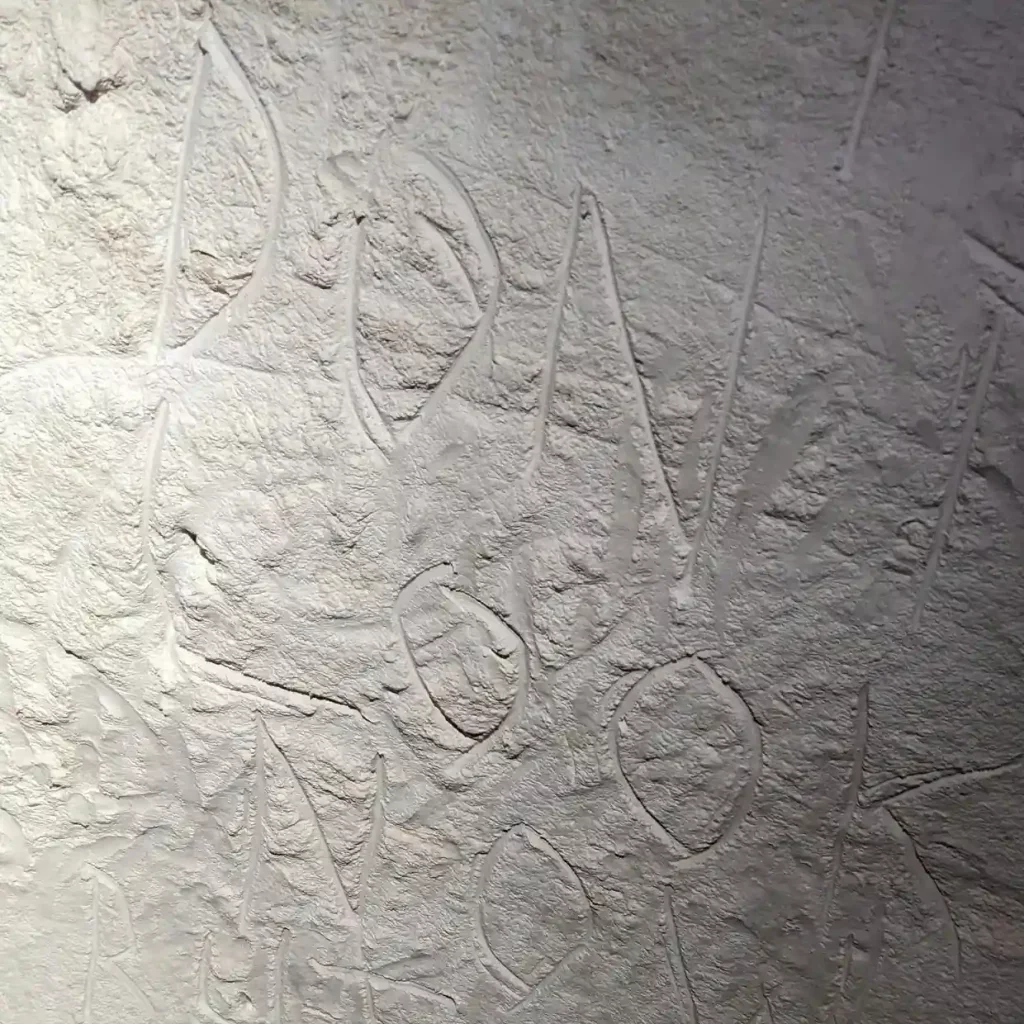 vandals-destroy-30k-year-old-indigenous-cave-drawings-in-australia