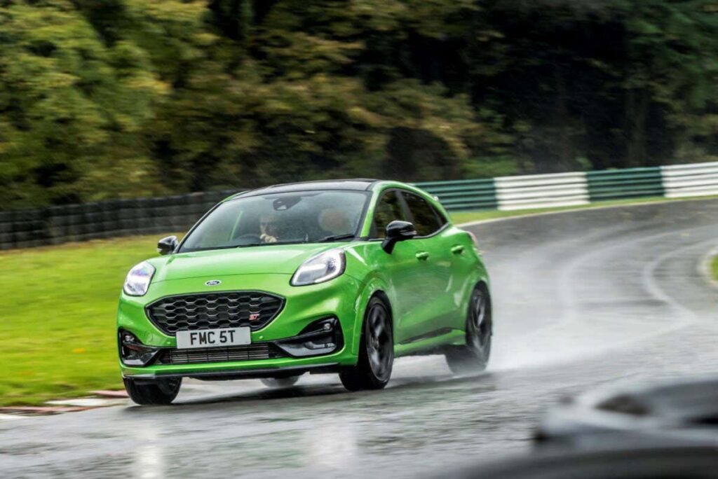ford-patents-car-that-can-repossess-itself-and-drive-back-to-showroom