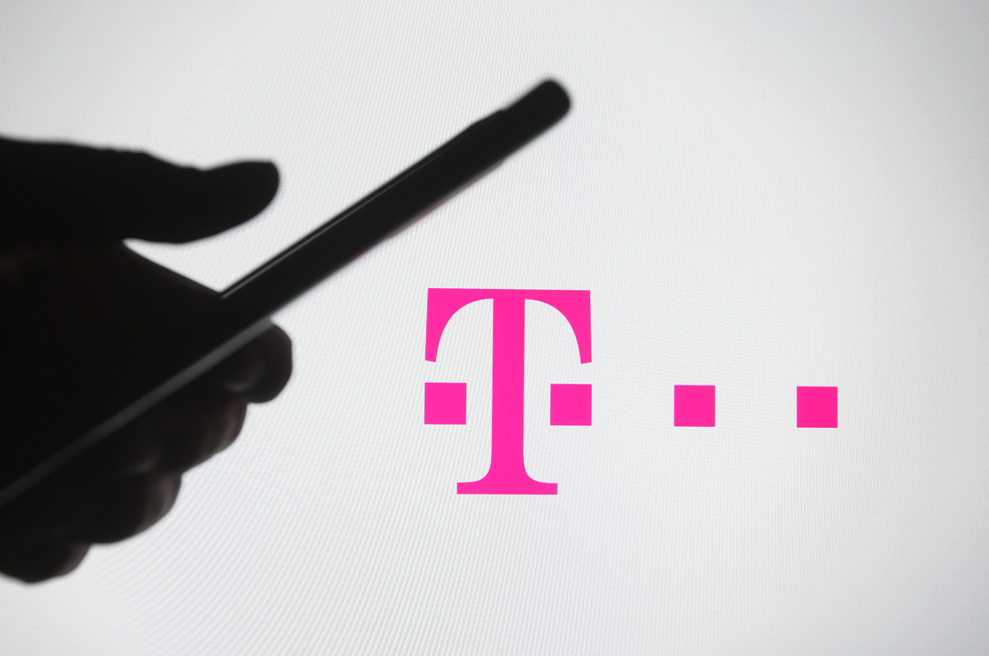 hackers-claim-they-breached-t-mobile-more-than-100-times-in-2022
