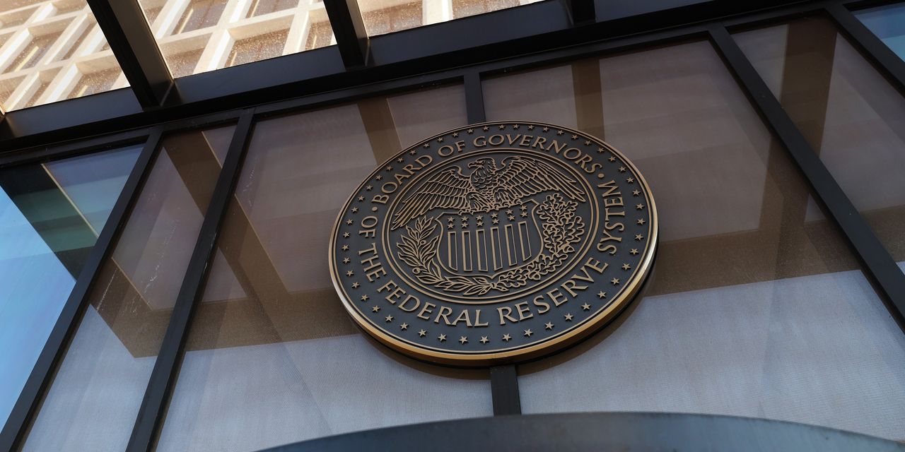 for-the-first-time,-the-fed-is-losing-money
