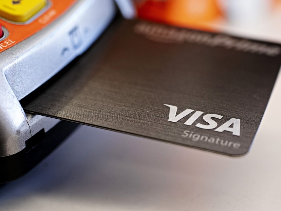 visa-and-mastercard-agree-to-lower-average-credit-card-interchange-fee-below-1%