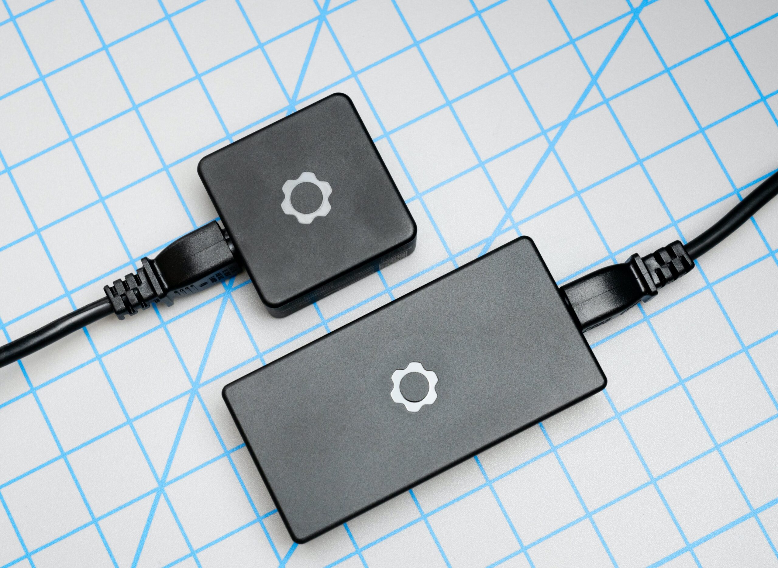 framework-laptop-16-deep-dive-–-180w-power-adapter