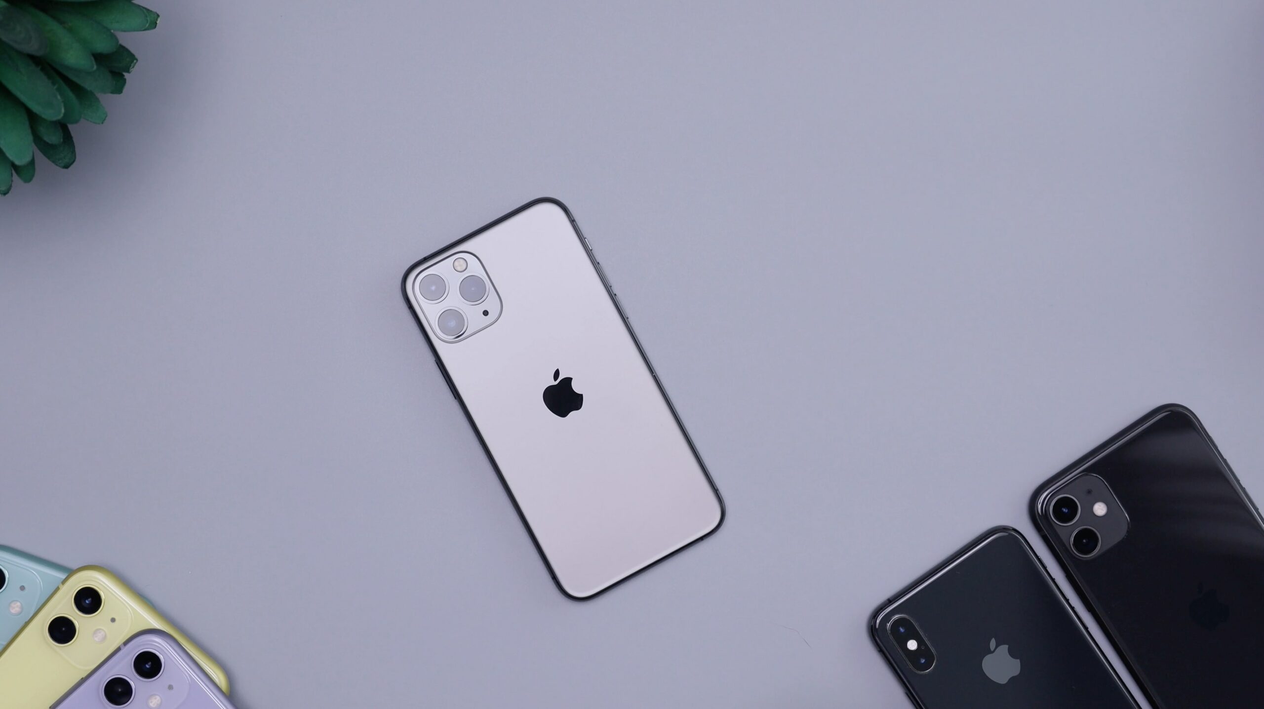 us-smartphone-shipments-fall-sharply,-but-android-more-than-iphone