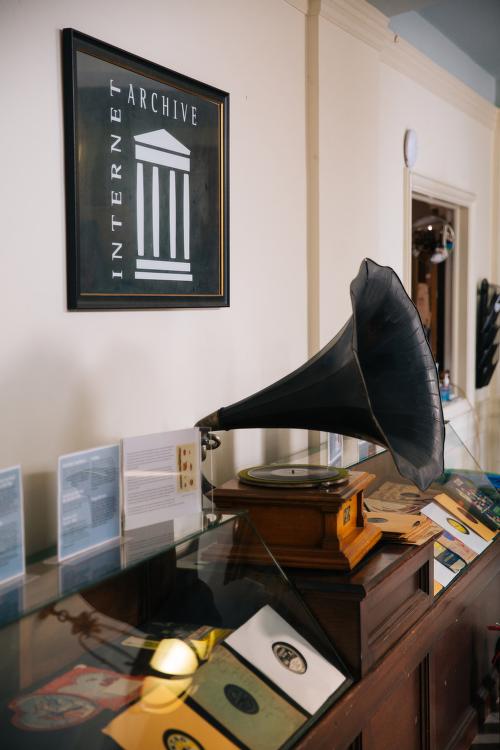 internet-archive-responds-to-recording-industry-lawsuit-targeting-obsolete-media