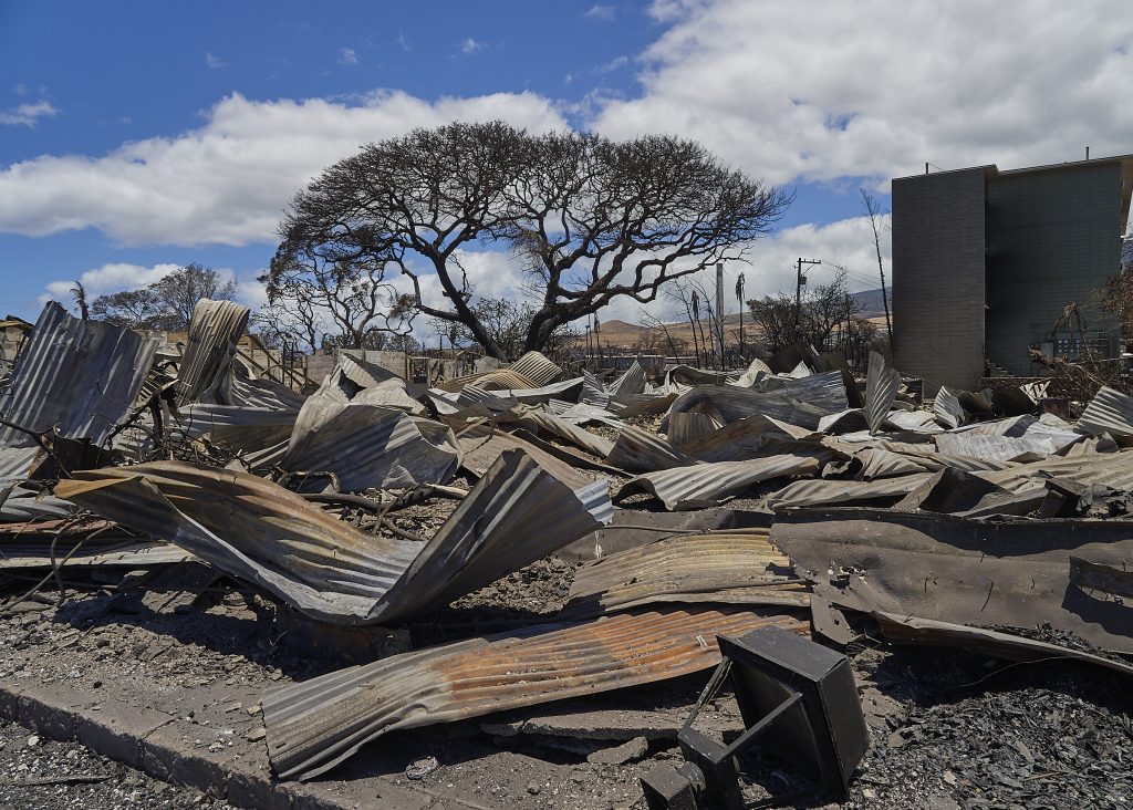 a-state-official-refused-to-release-water-for-west-maui-fires