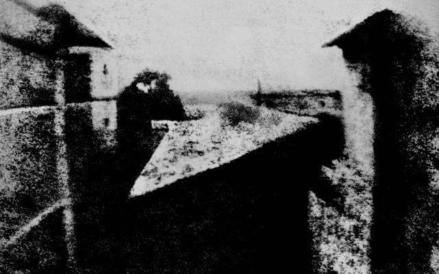 the-world’s-oldest-photograph-(2022)