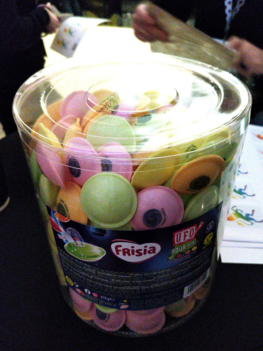 lessons-learned-from-bringing-promotional-sweets-to-a-conference